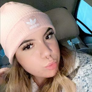 Meet your Posher, Alexia